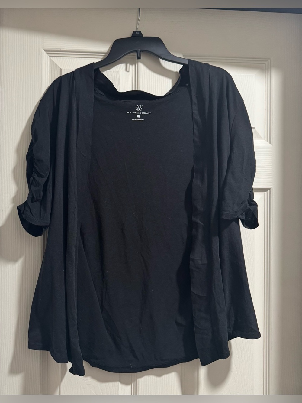 New York & Company Black Short Sleeve Open-Front Cardigan /Size Large
